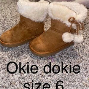 Toddler girl boots size 6